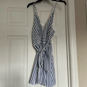 Romper large blue and white stripes